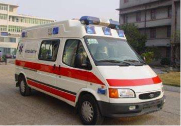 深圳救护车租赁